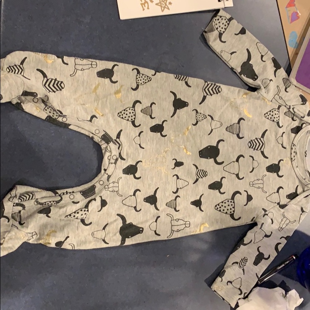 Here we have a steer motif made by Afton Street.